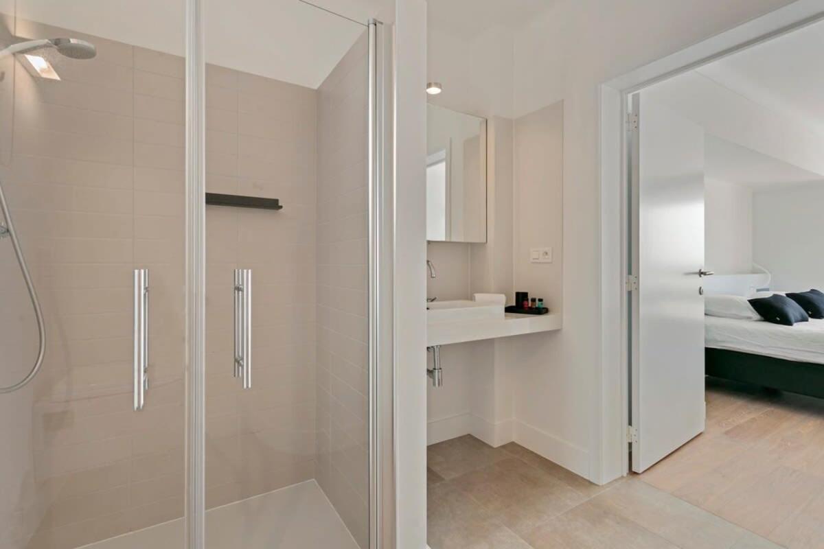 Huswell - Panoramic Seaview Apartment In 'T Zoute Knokke-Heist Bagian luar foto