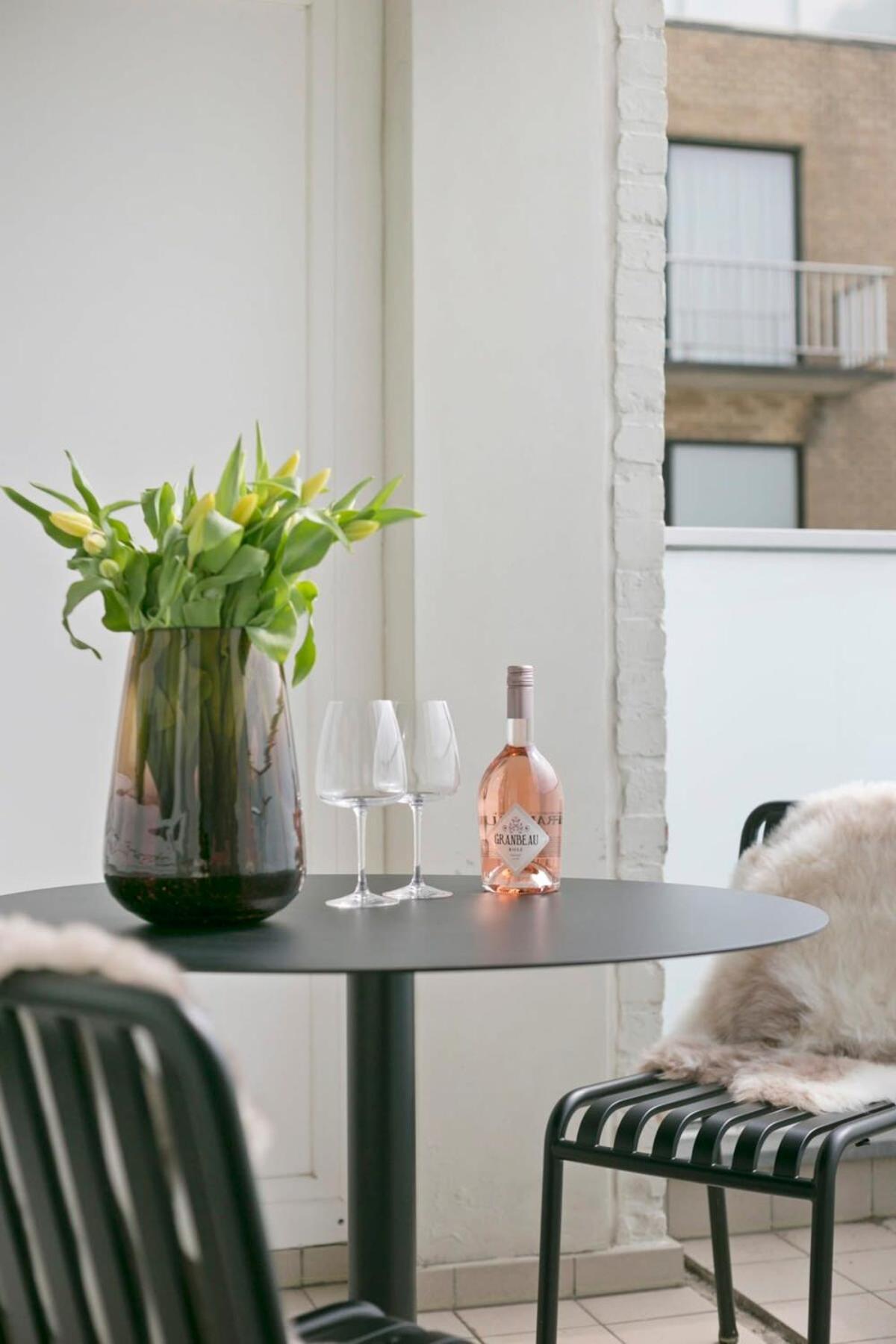 Huswell - Panoramic Seaview Apartment In 'T Zoute Knokke-Heist Bagian luar foto